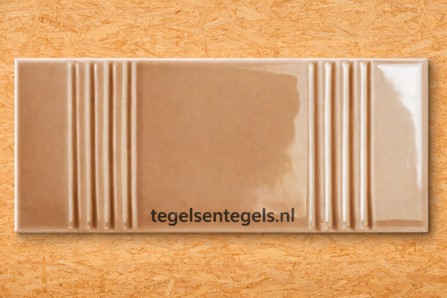 Wandtegels Ùnico Borca caramel decor, maat 5.2x16x0.5 cm.