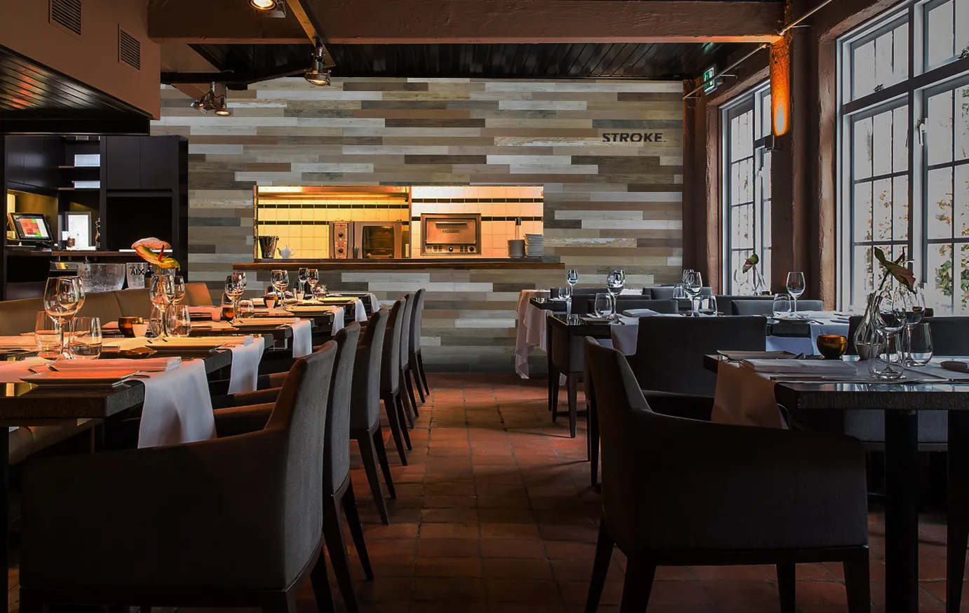 Stroke® Wooden shades, 9.7 cm. hoogte, variabele breedte vanaf 45 cm.